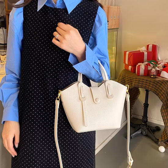 Fabricant de sac à main, usine de vente en gros OEM/ODM, sac fourre-tout en cuir PU, sac en PVC pour femme, sac à main Fashion Lady